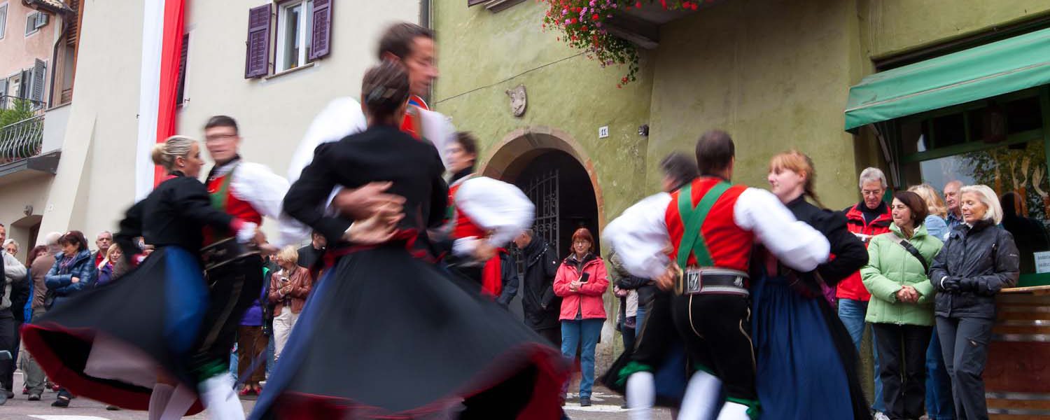 Weingassl_Volkstanz