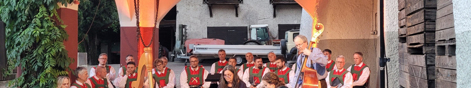 Traditioneller Gesangsabend mit dem Männergesangsverein Tramin