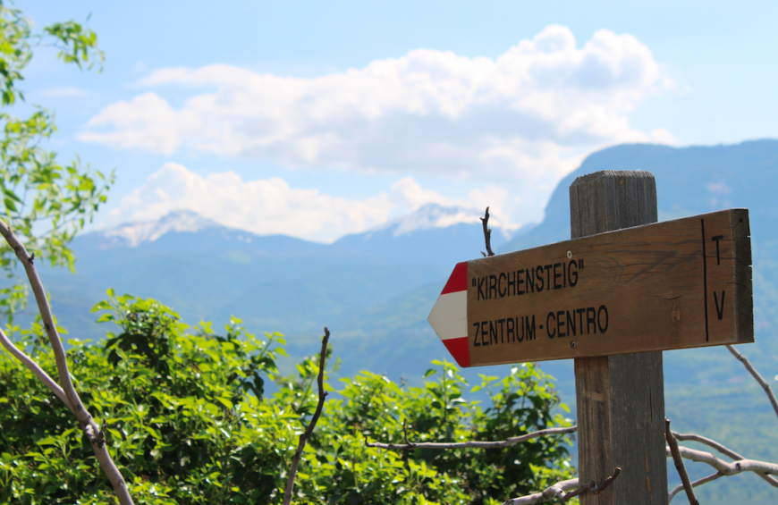 Der Kirchsteig in Tramin