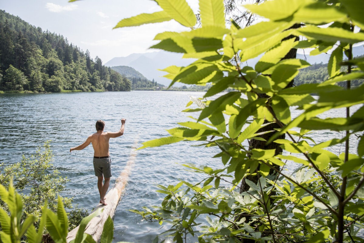 Natur genießen Montiggler See Tourismusverein Eppan (C)HelmuthRier